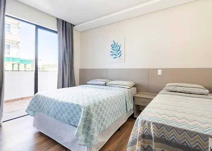 Casa Neves em Bombas
